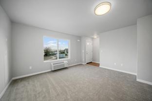352 Ne Evergreen Ct ##Unit - Photo 1 of 1