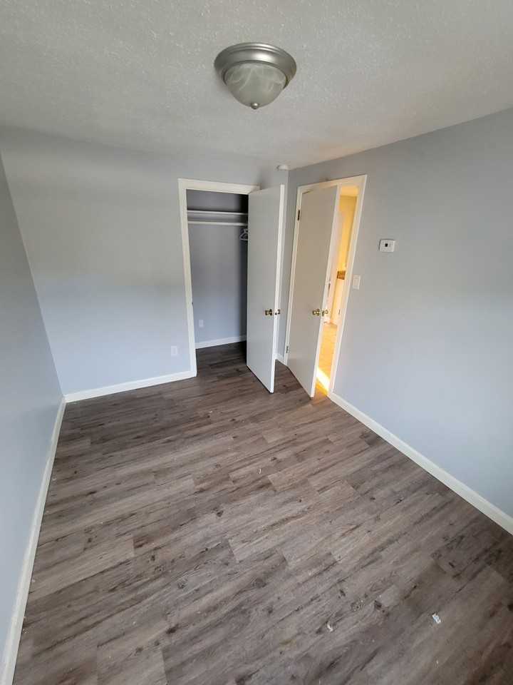 173 Beach Street New Britain #2 - Photo 4 of 10