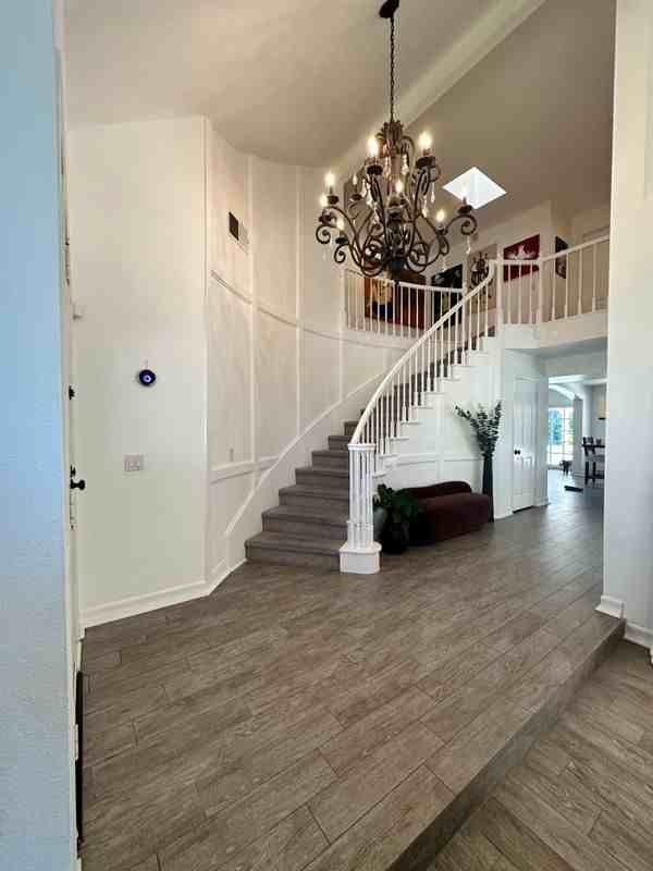 5728 Ridgebrook Dr - Photo 2 of 33