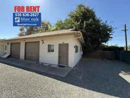 featured image of 1331 W 8th Ave #B