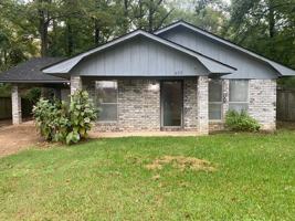 featured image of 422 Johnson St