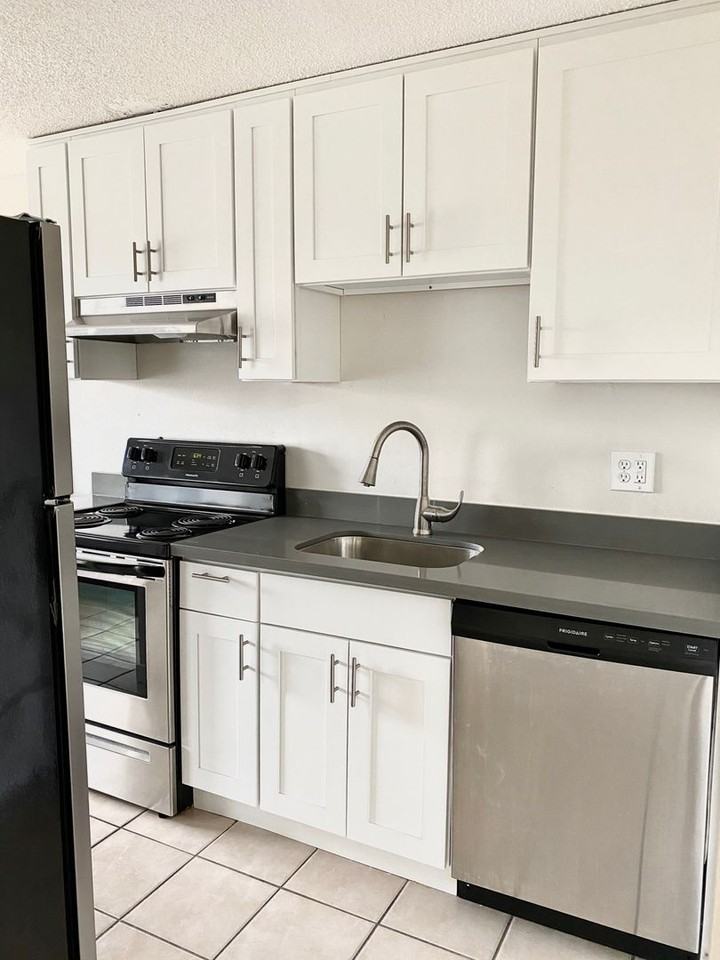 Tukwila Station Apartments - Photo 5 of 37