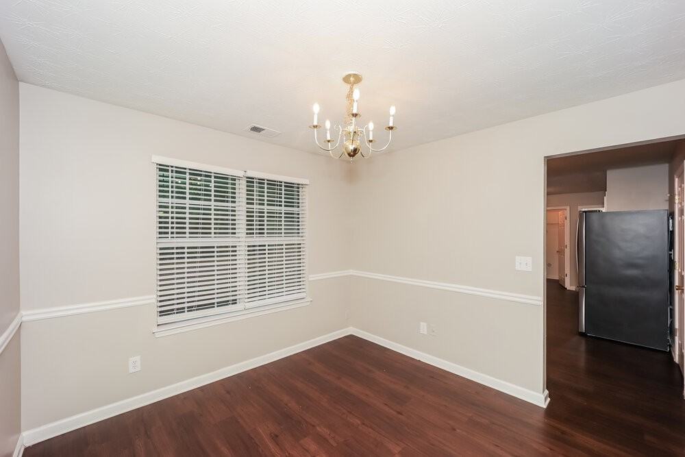 3234 Diamond Blf - Photo 7 of 17