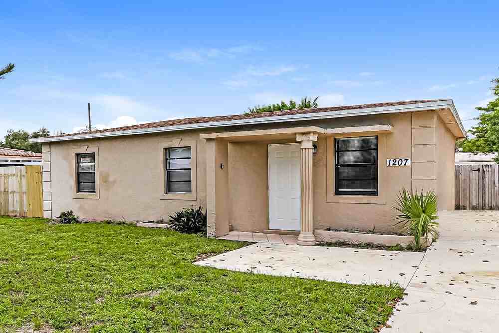 1207 Nw 17th Ave - Photo 3 of 16