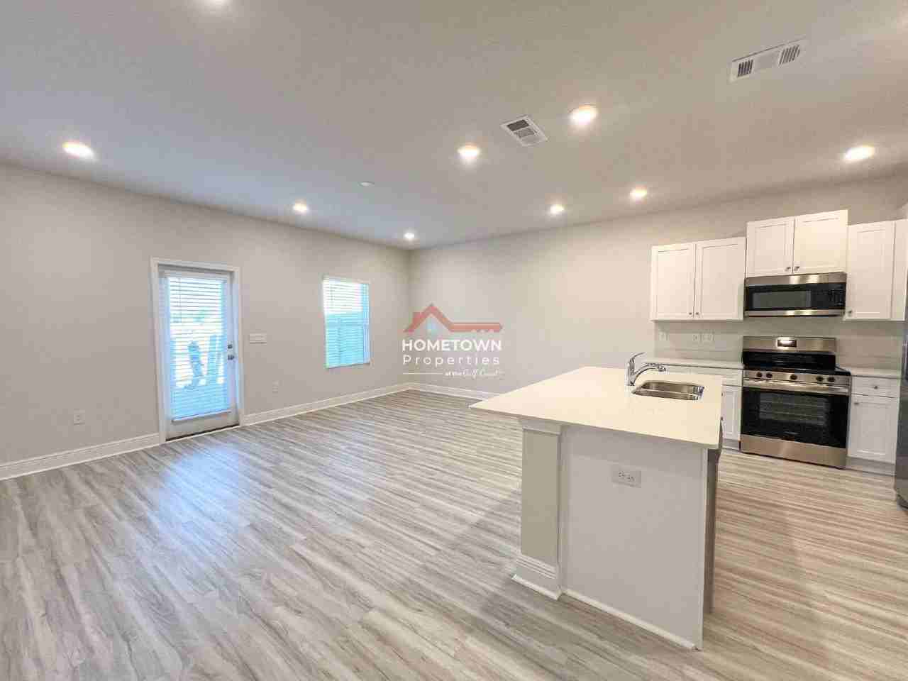3997 Pendragon Cir - Photo 3 of 21