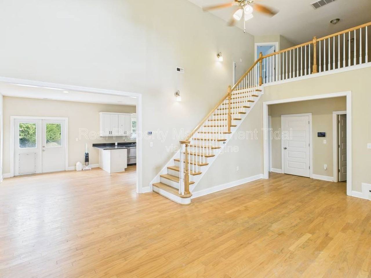 533 Old Point Ave - Photo 3 of 39