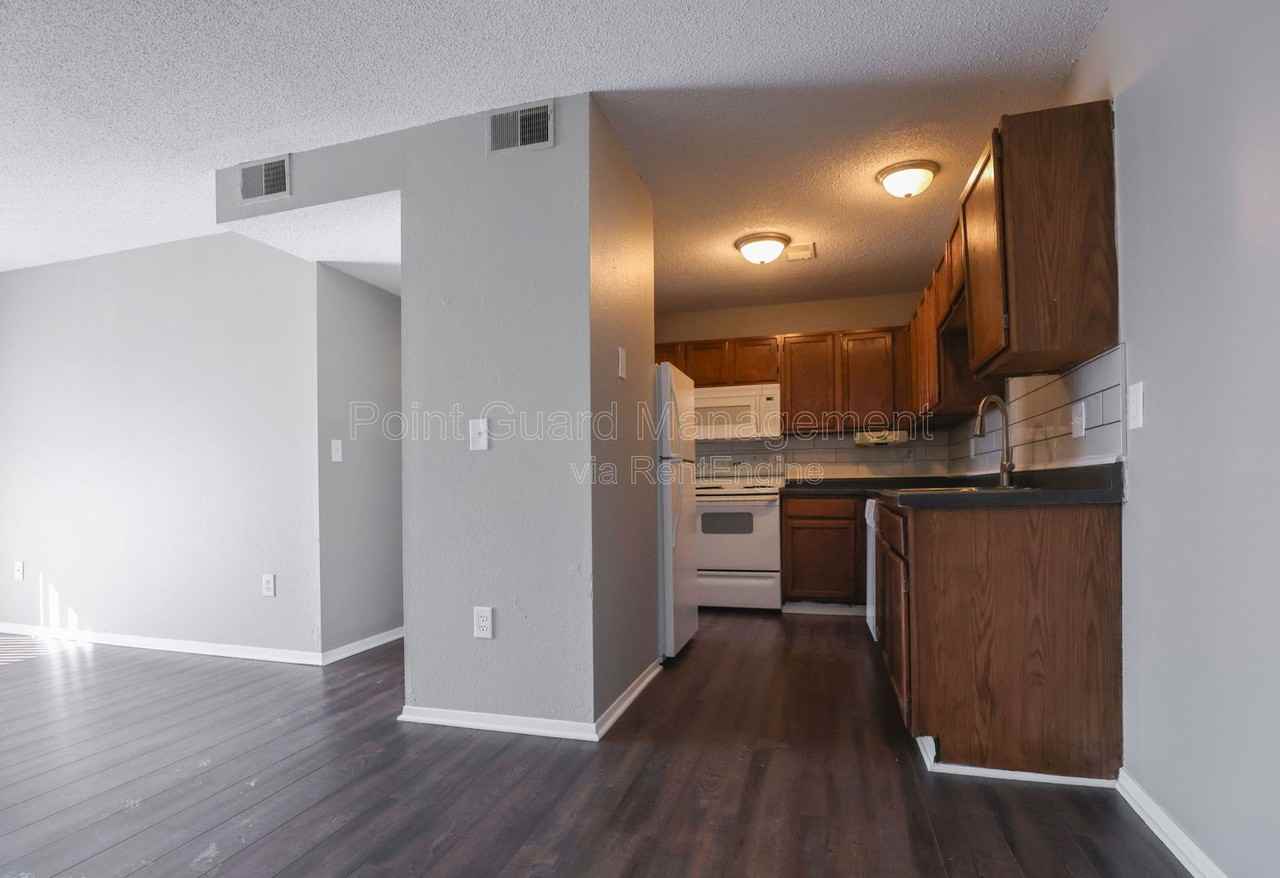 107 W Gold Coast Rd #39 - Photo 2 of 19