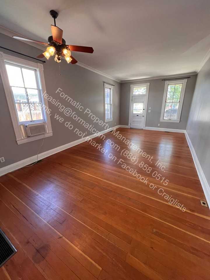 3227 Champa St - Photo 2 of 9