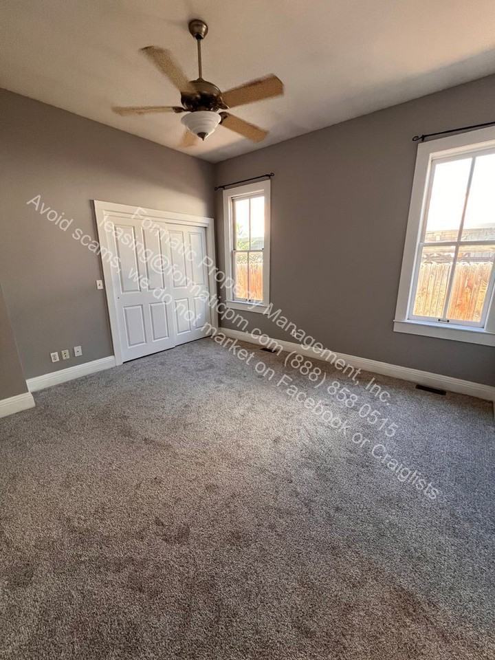 3227 Champa St - Photo 6 of 9