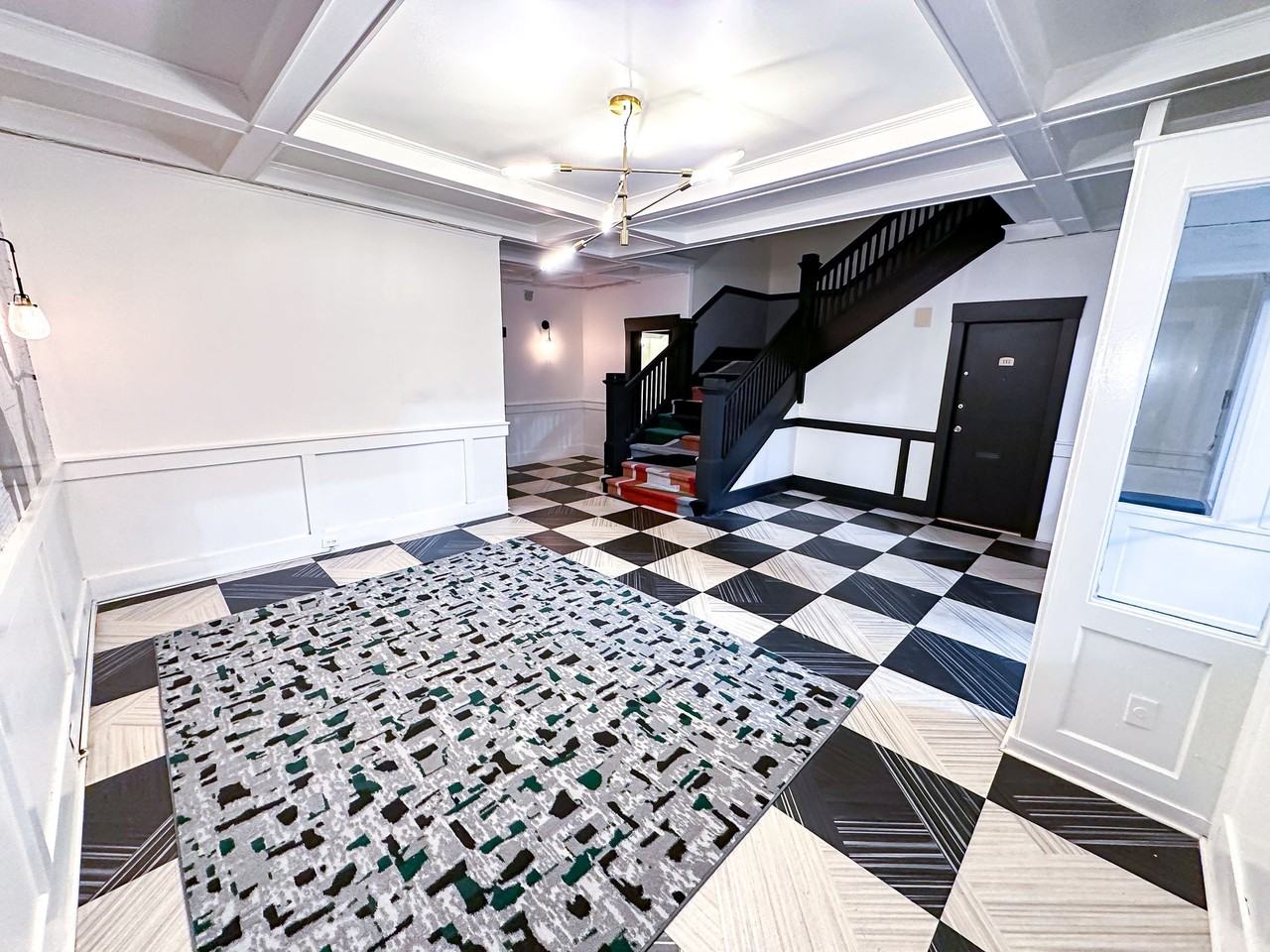 Manchester Arms - Photo 3 of 40