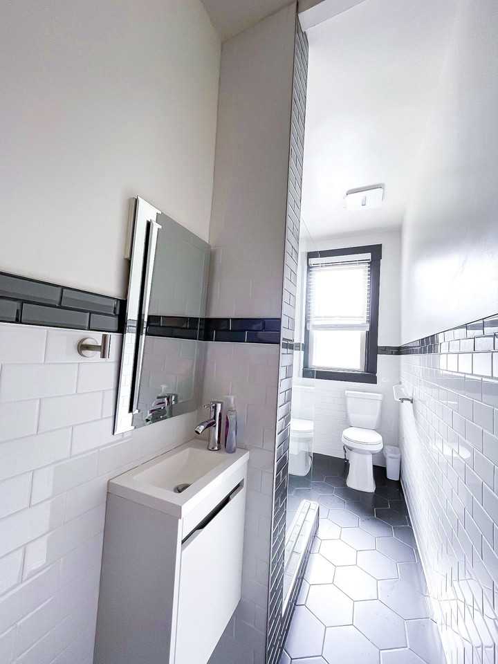 Manchester Arms - Photo 7 of 40