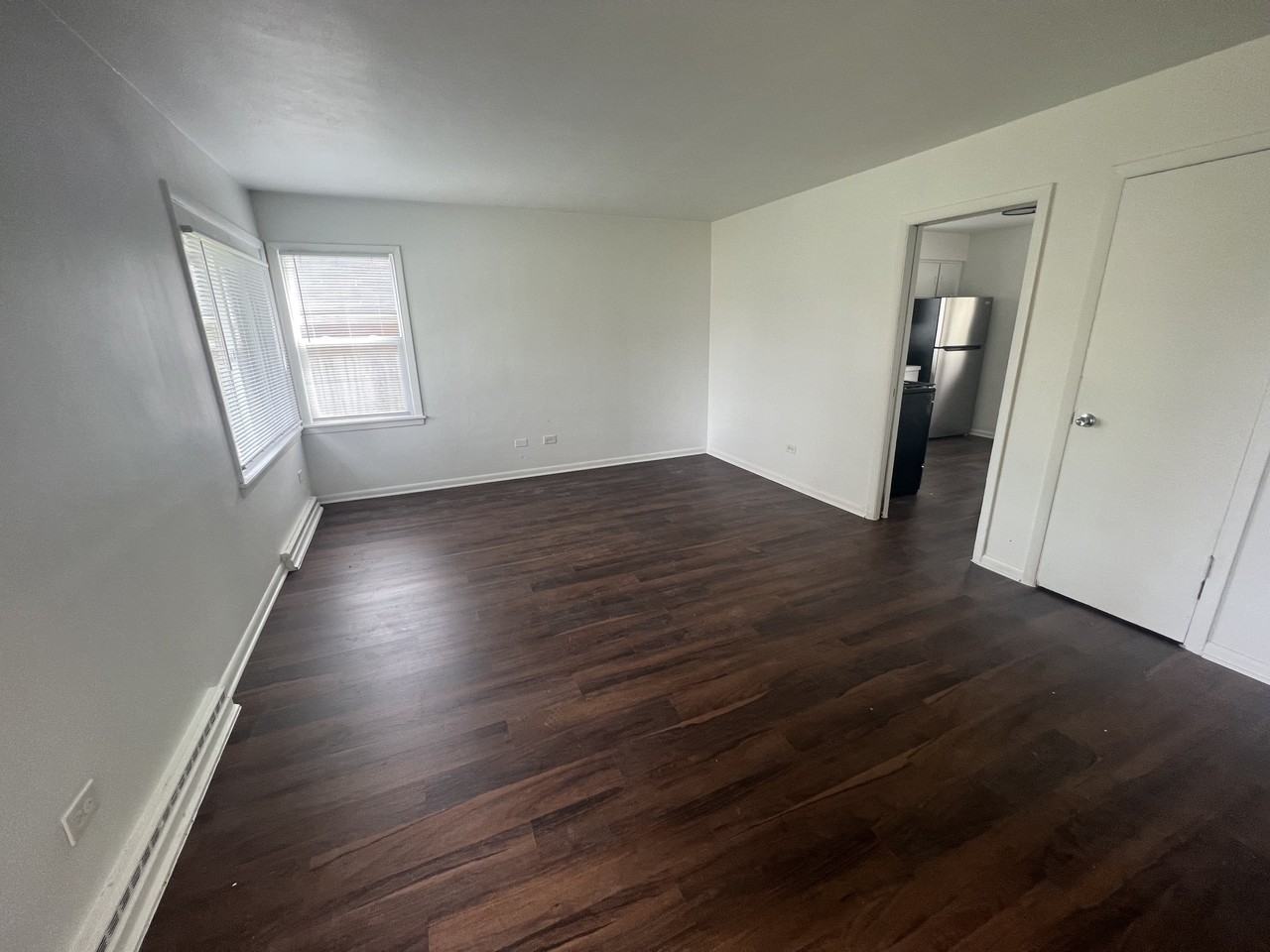 1806 Joanna Ave - Photo 3 of 9