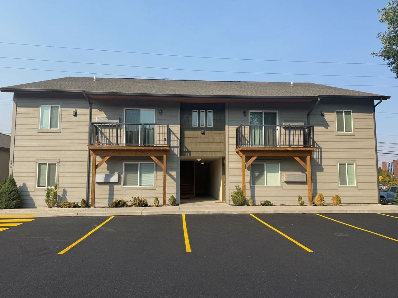 475 Elliot - Photo 7 of 20