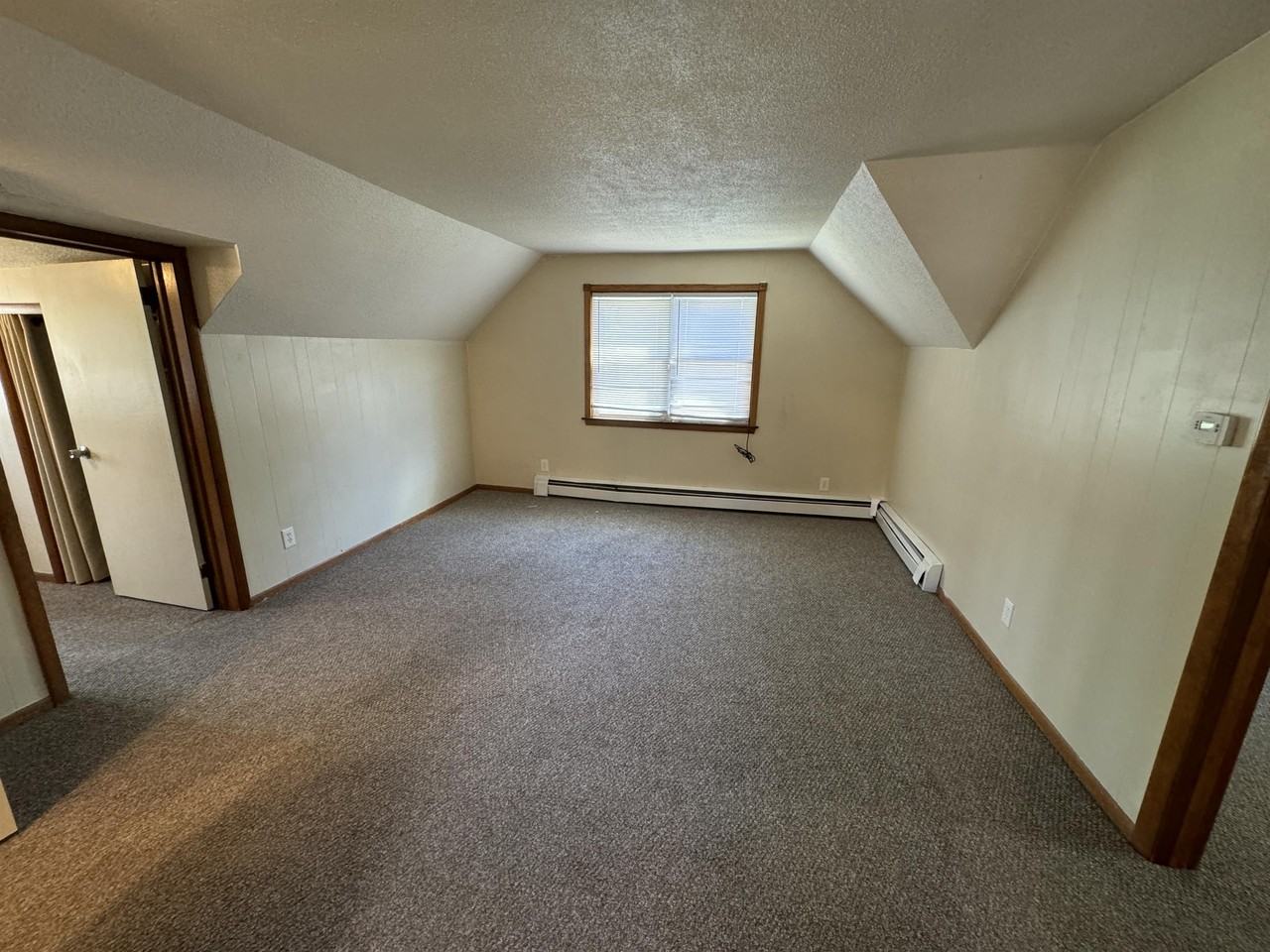 911 Nw 8th St #3 - Photo 2 of 16