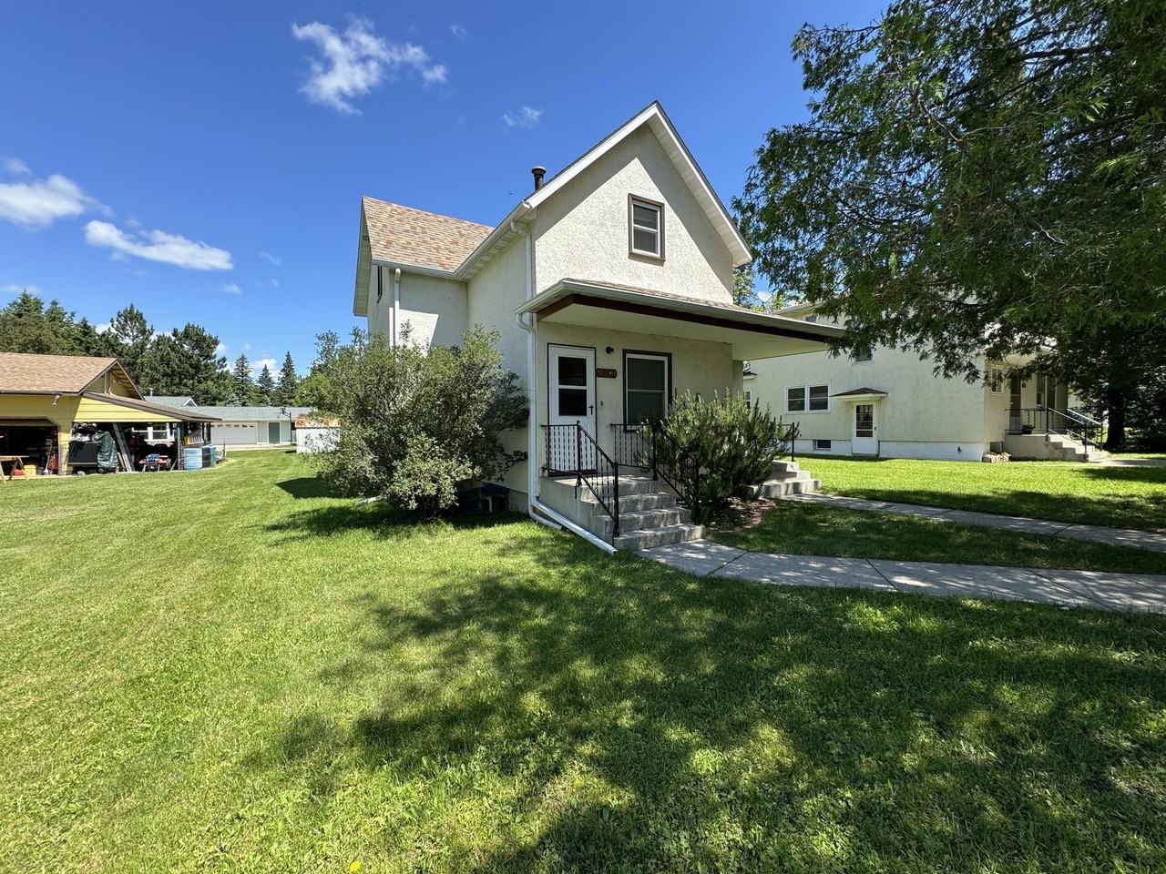 911 Nw 8th St #3 - Photo 5 of 16