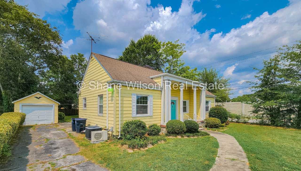 501 Sharondale Rd - Photo 2 of 22