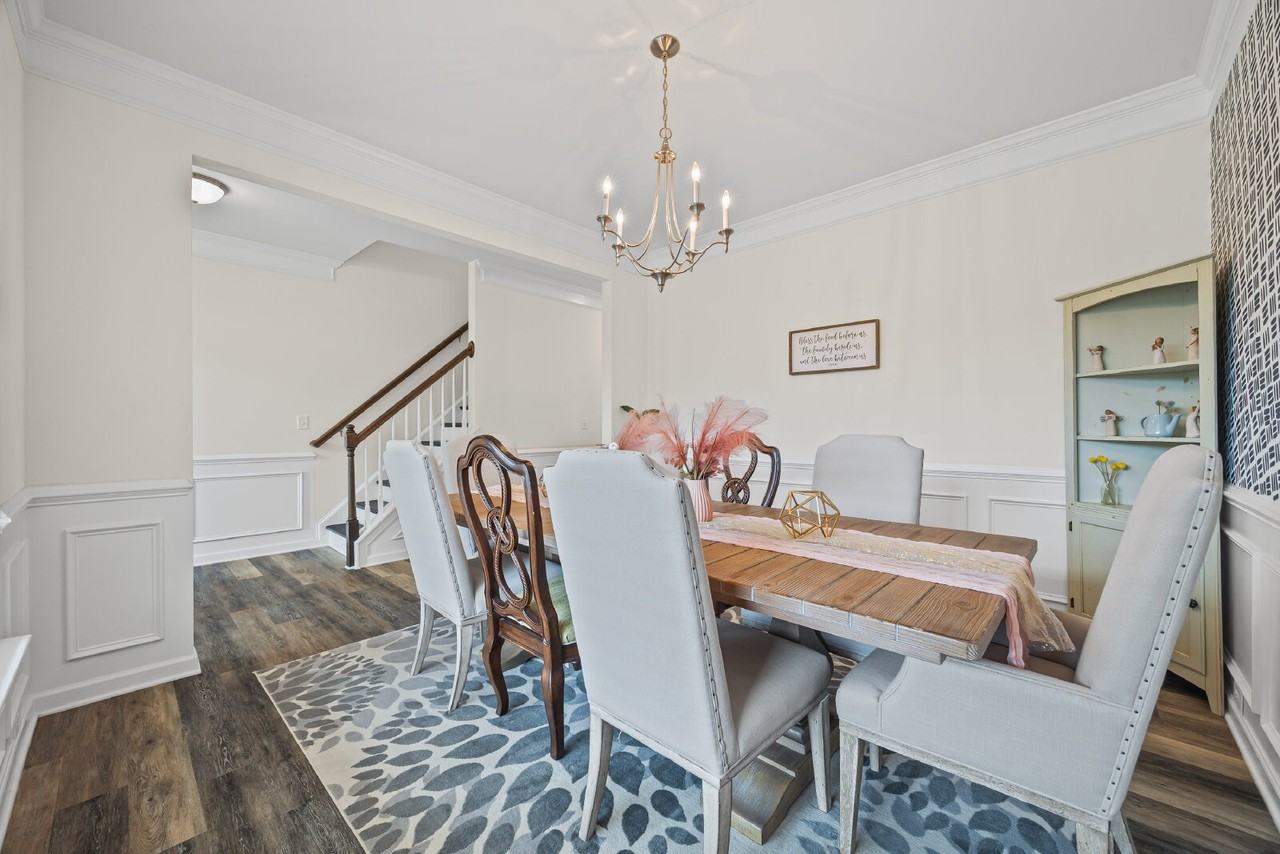 2425 Chinkapin Ct - Photo 5 of 30