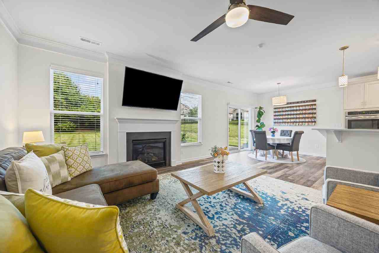 2425 Chinkapin Ct - Photo 7 of 30