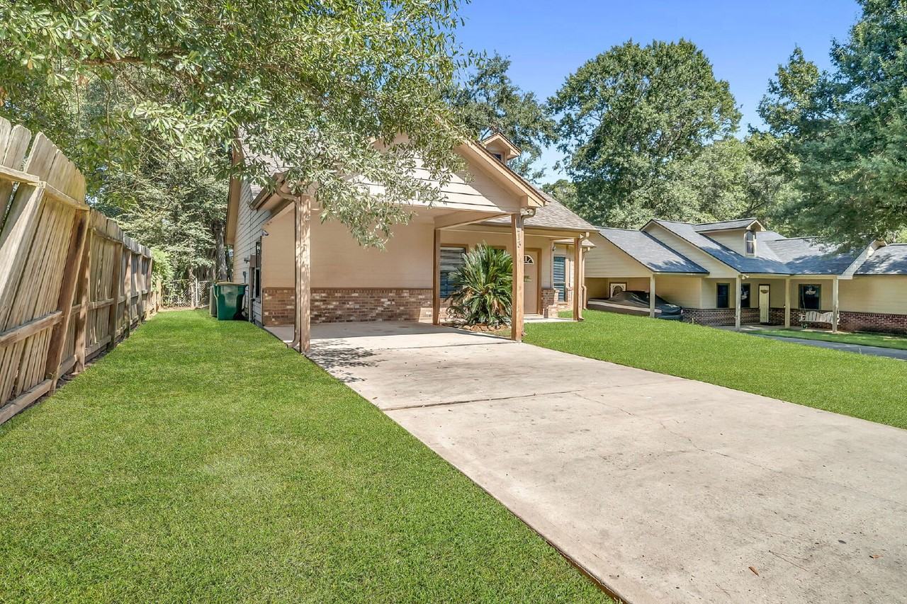 1213 Oxon Run - Photo 3 of 26