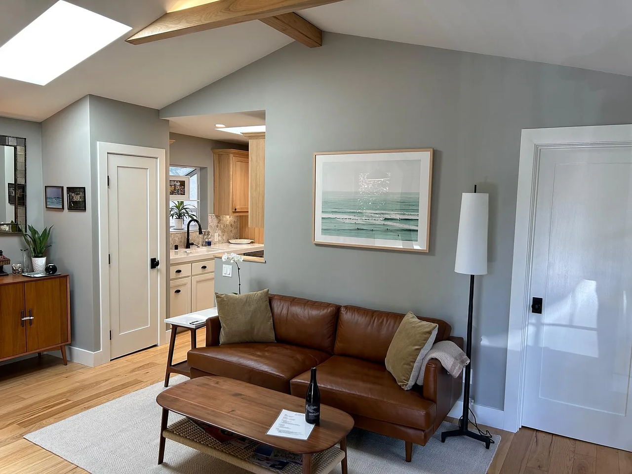 8 Locke Ln - Photo 3 of 6