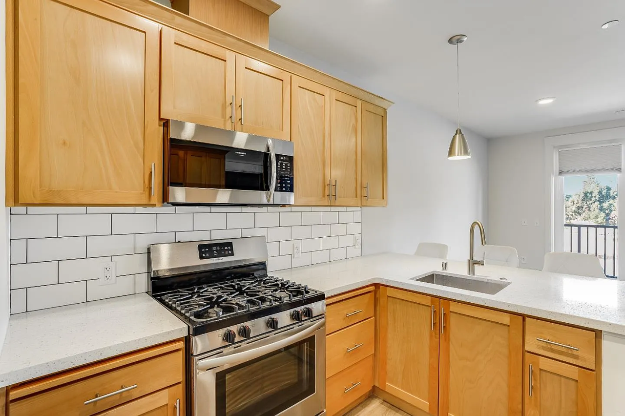 141 Aptos Village Way #206 - Photo 3 of 10