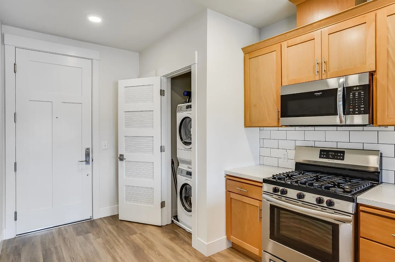 141 Aptos Village Way #206 - Photo 4 of 10