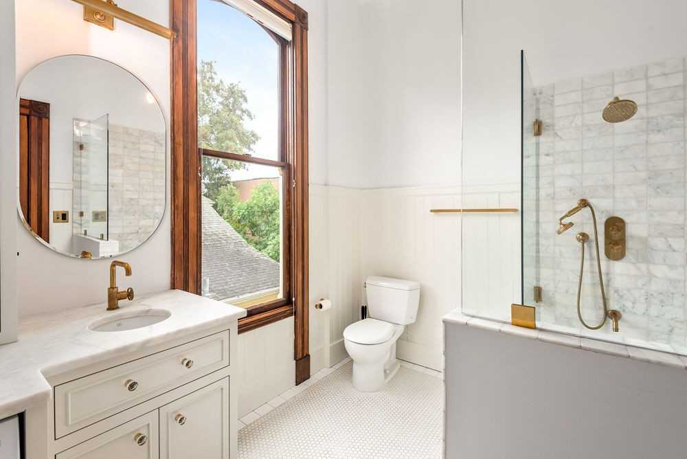 2234 Nw Johnson St #A - Photo 7 of 36