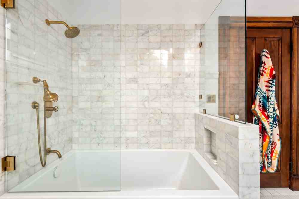 2234 Nw Johnson St #A - Photo 2 of 36