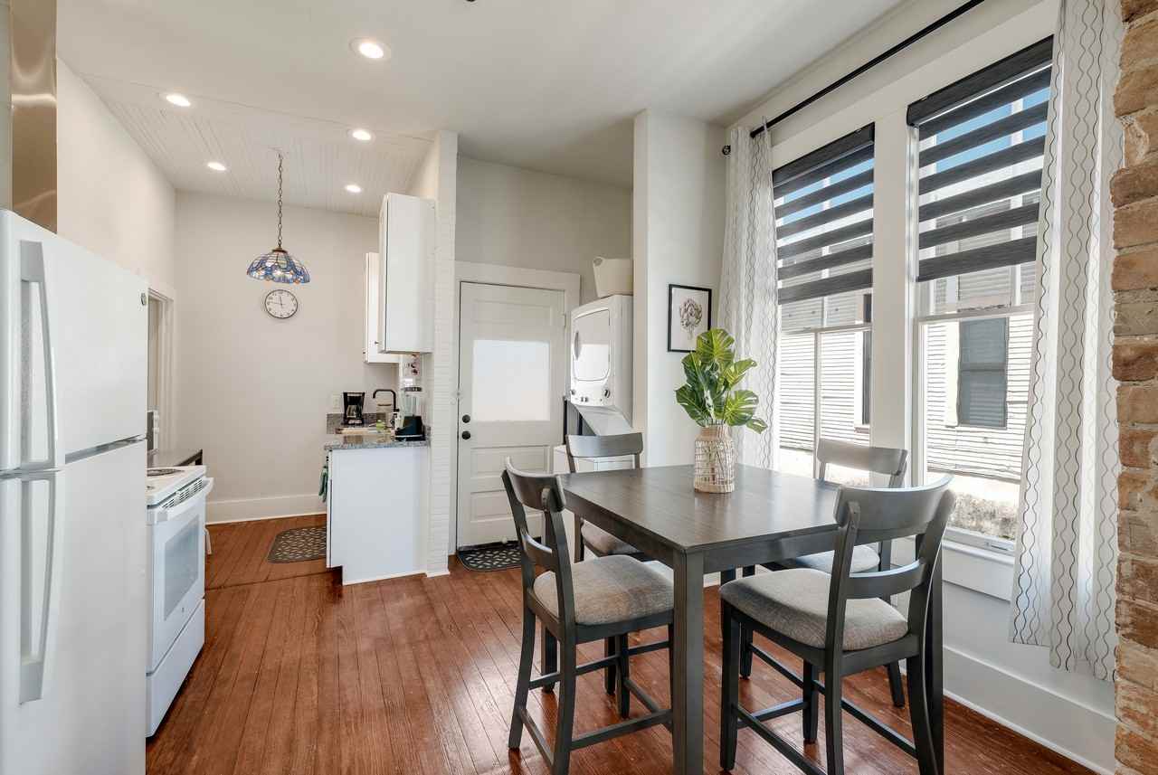 732 Lamar St #1 - Photo 3 of 10