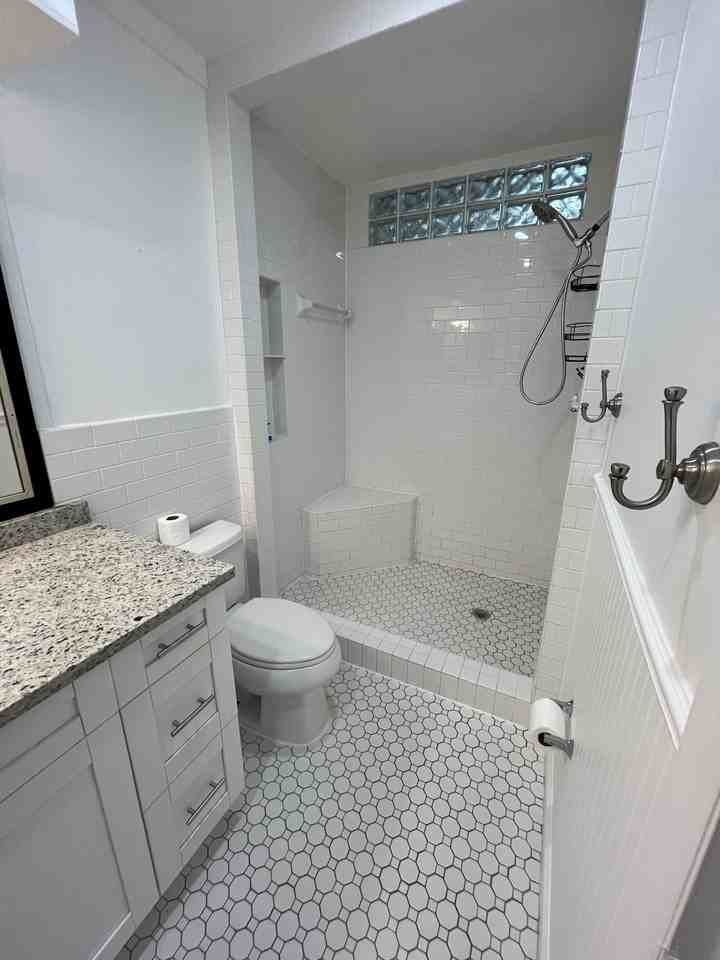 412 Riverside Dr #NA - Photo 7 of 8