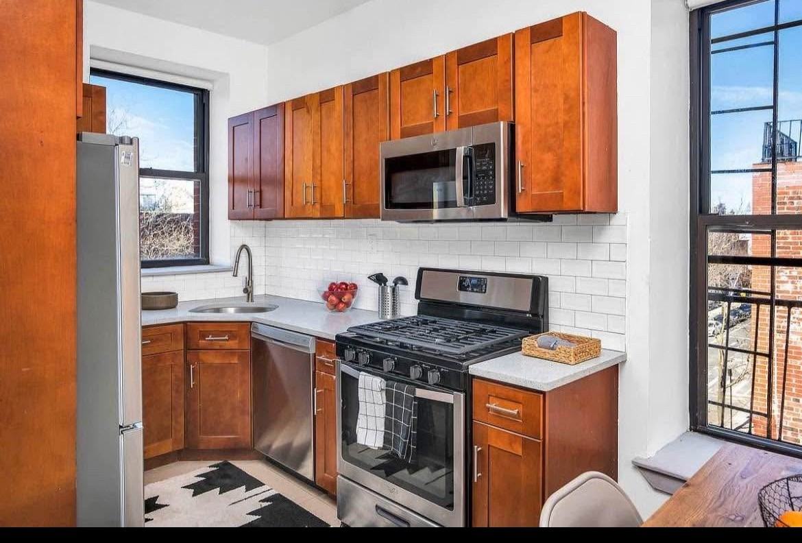 373 Tompkins Avenue #3 - Photo 4 of 13