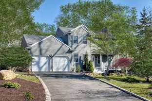 66 Knoll Rd - Photo 1 of 1
