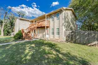 2 Bedroom, 1 Bathroom! - Photo 1 of 1