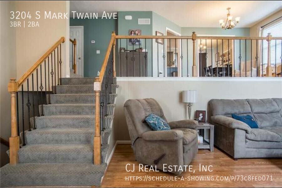 3204 S Mark Twain Ave - Photo 2 of 11