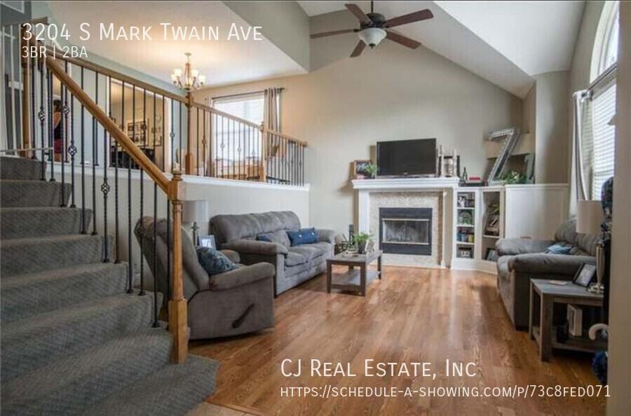 3204 S Mark Twain Ave - Photo 3 of 11