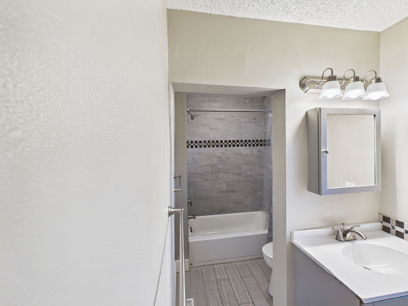 404 South Race Street - Photo 7 of 16