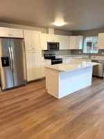 featured image of 883 E 75th Ct