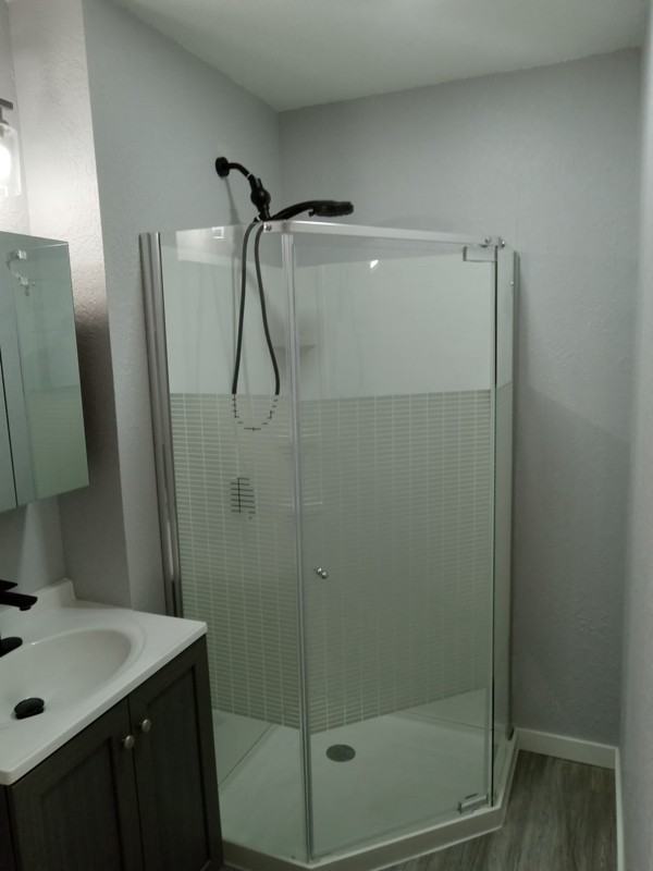 0835 W #6 - Photo 5 of 8