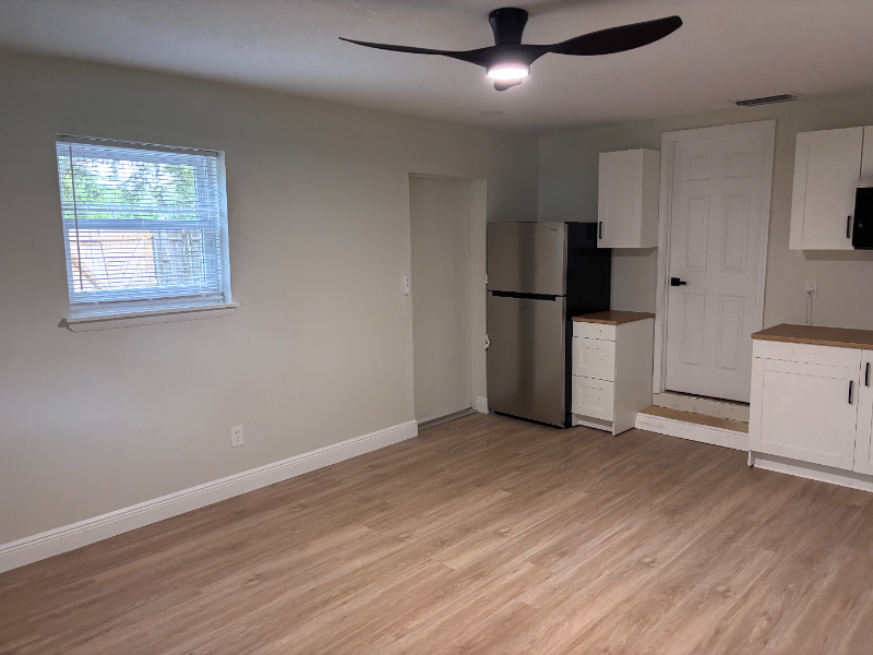 3107 S Park Ave - Photo 4 of 9