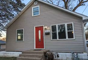 featured image of 215 15th St