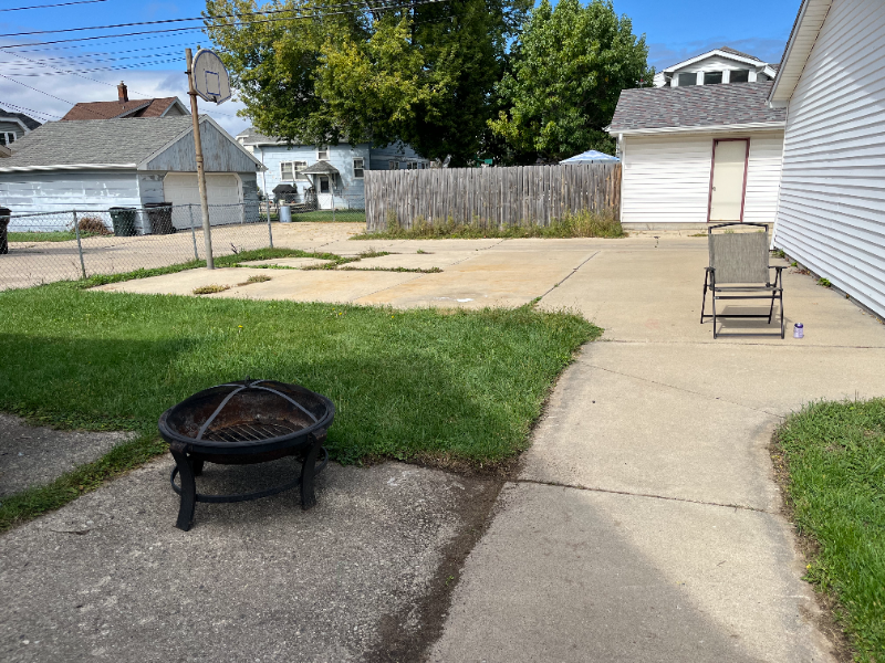 602 Michigan Ave - Photo 3 of 20