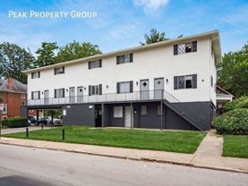 1985 Summit Street #B - Photo 1 of 1