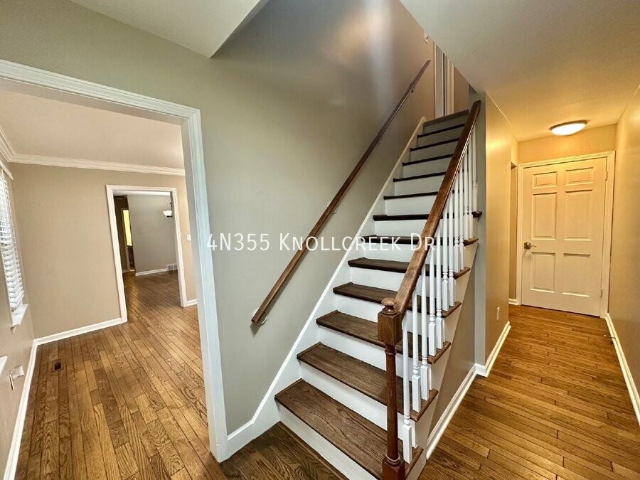 4N355 Knollcreek Dr - Photo 3 of 21