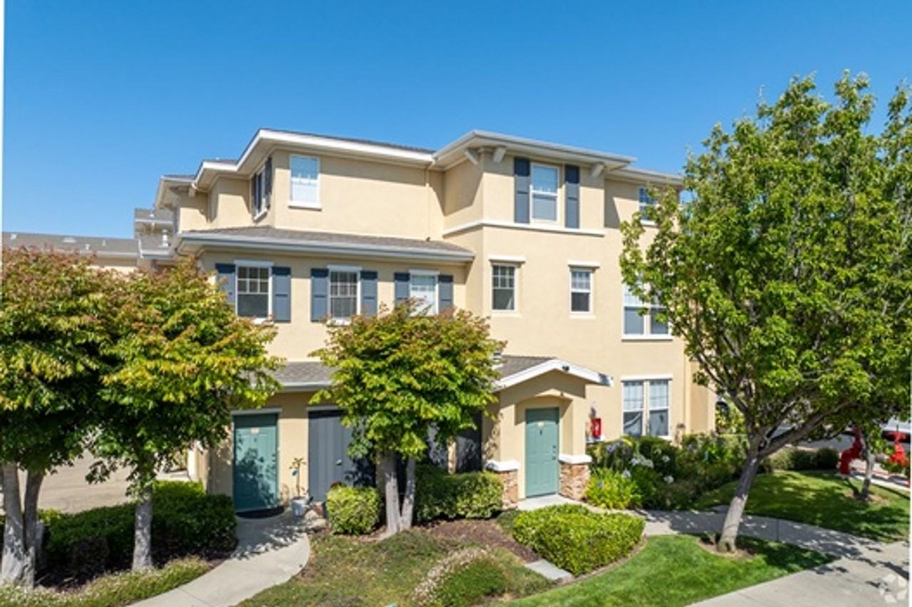 de Tolosa Ranch Apartments - Photo 4 of 50