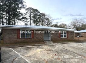 906 S Lena St Apt 1 #Apt 1 - Photo 1 of 1