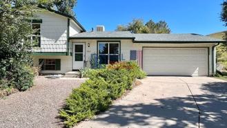 10617 W Lehigh Pl - Photo 1 of 1