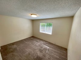 featured image of 210 Sw Rogue River Ave