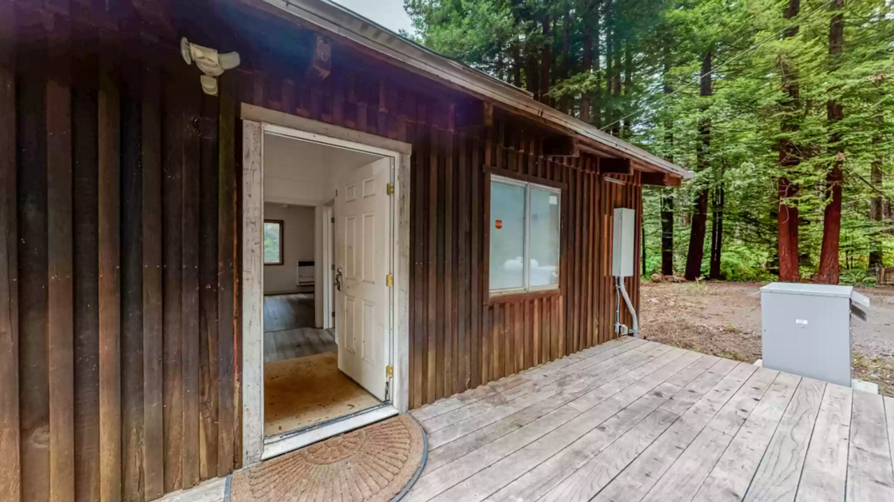 4612 Greenwood Heights Dr - Photo 3 of 23