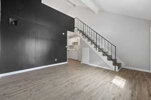 featured image of 521 W Huntington Ave