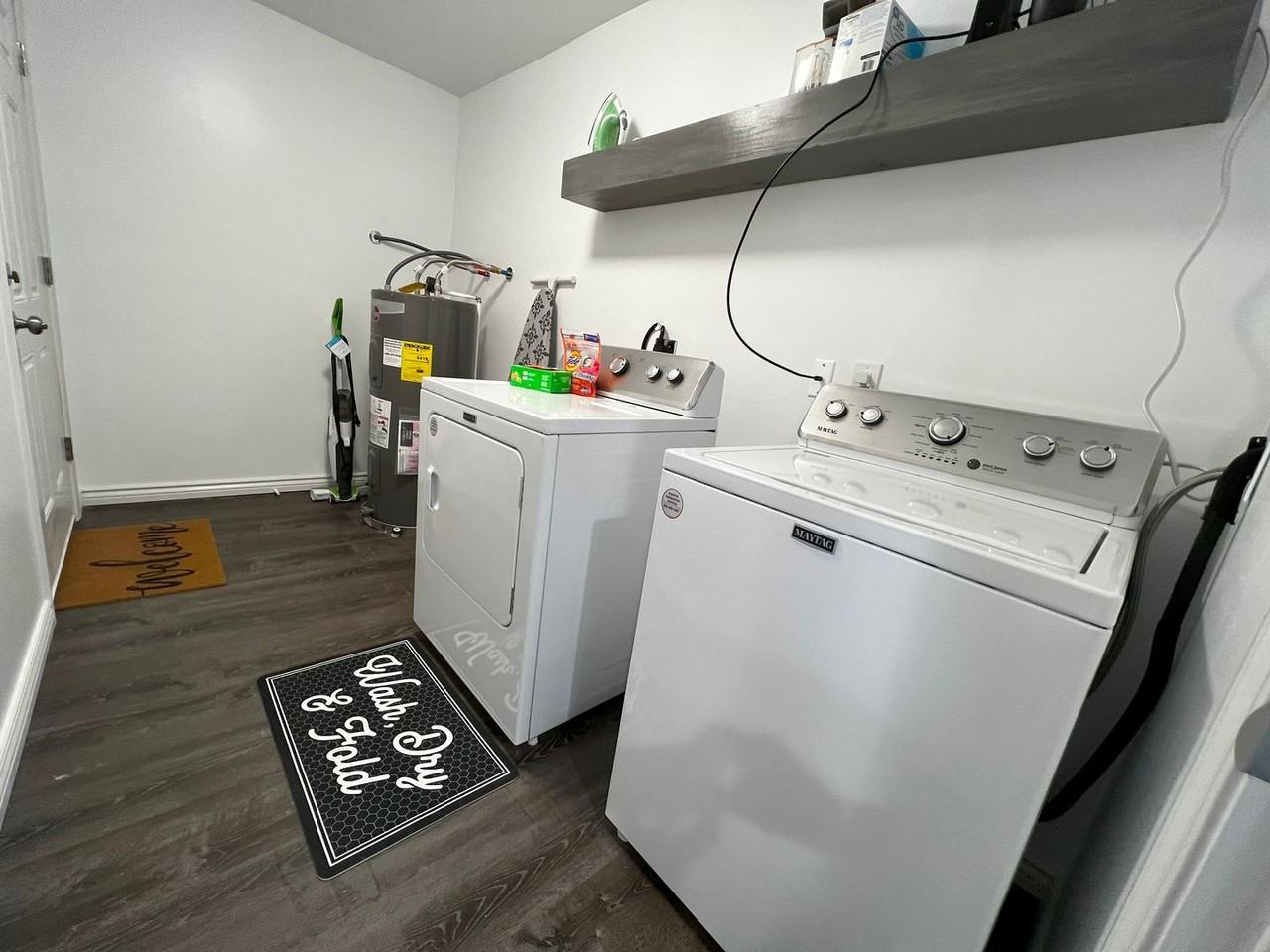 956 Olympia Dr - Photo 7 of 50